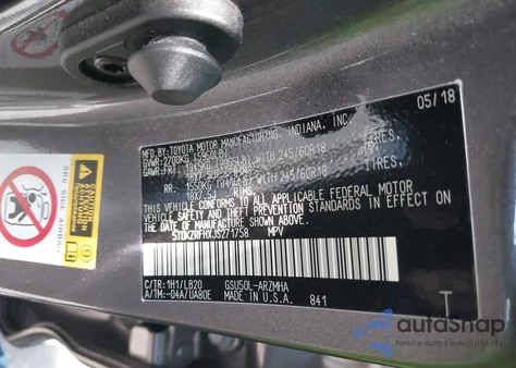 2018 Toyota Highlander Xle z USA, uszkodzony, nr VIN 5TDKZRFHXJS271758